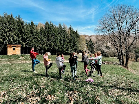 Foto Zavod Equiness projekt NARAVNOst SRČNI JUNAKI